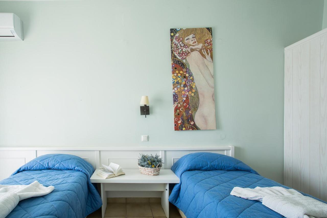 Spiti Prifti Apartments Gouvia Bagian luar foto