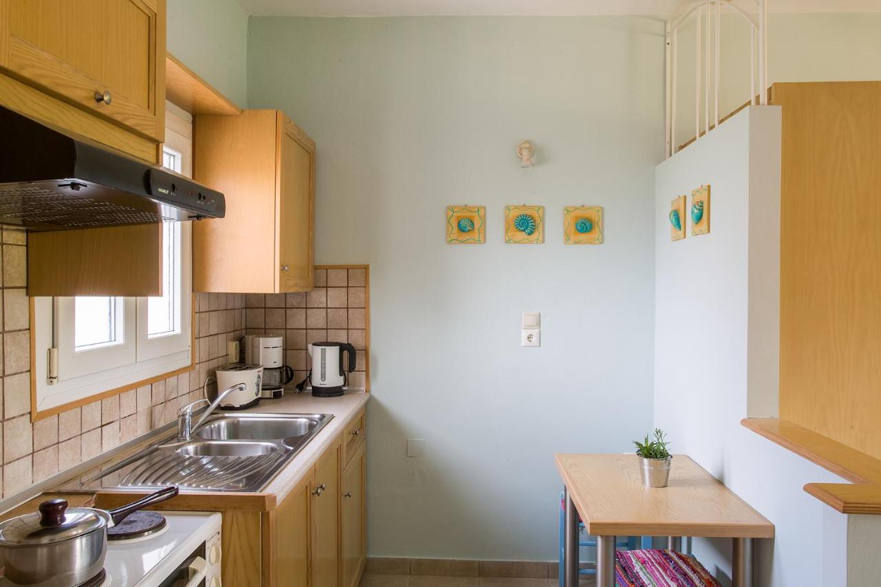 Spiti Prifti Apartments Gouvia Bagian luar foto