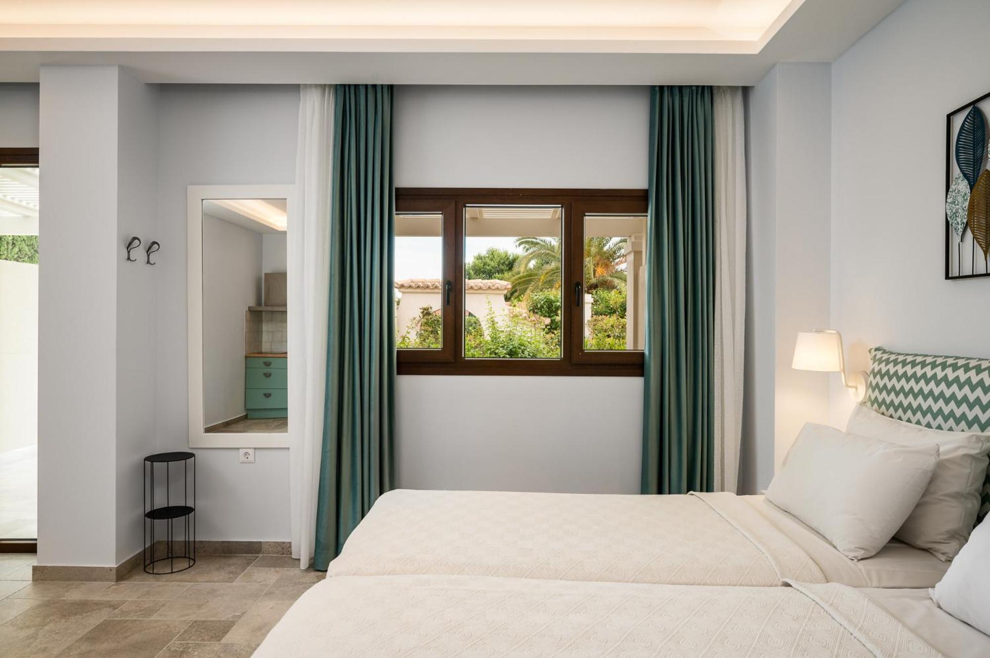 Spiti Prifti Apartments Gouvia Bagian luar foto