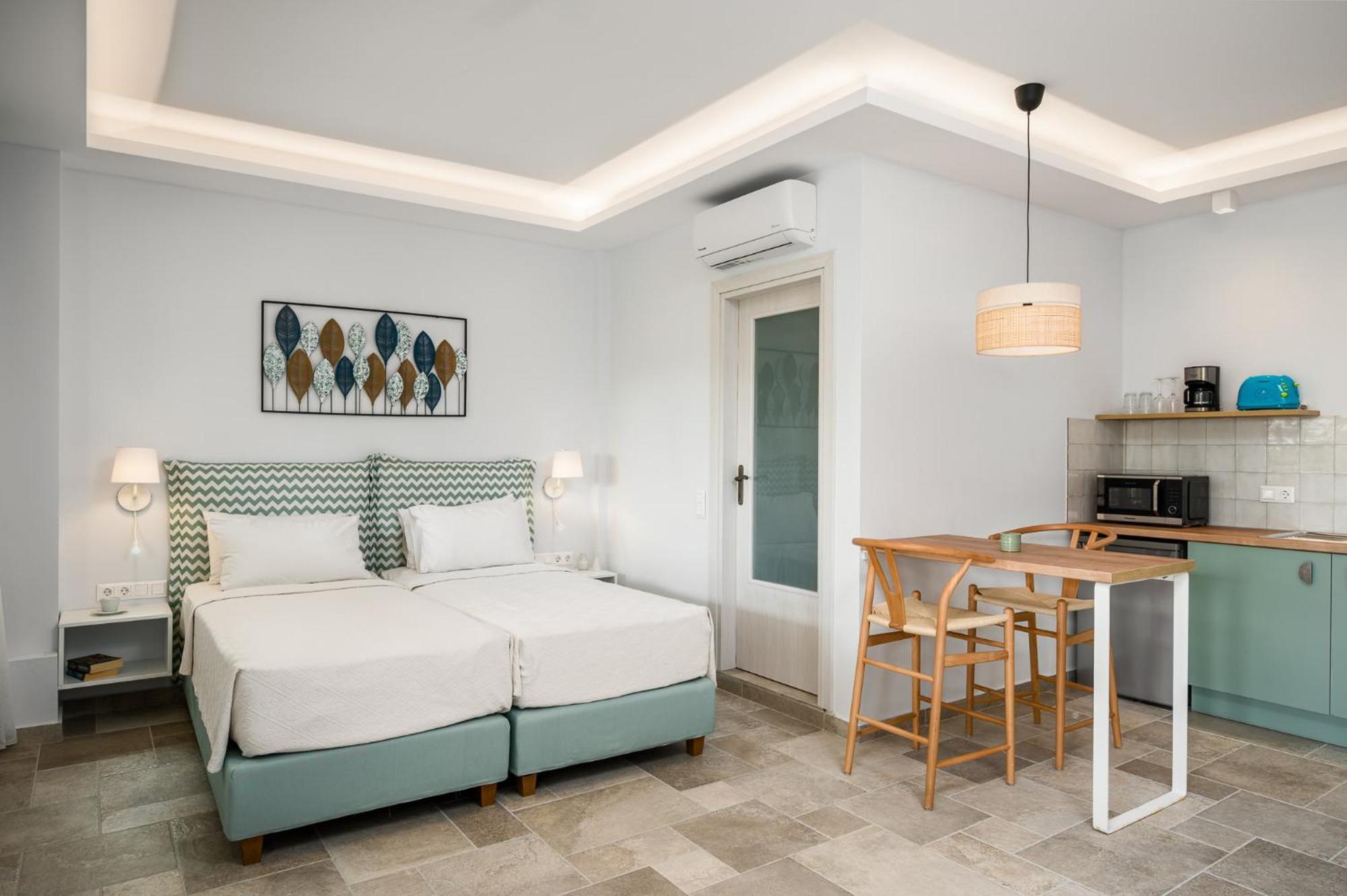 Spiti Prifti Apartments Gouvia Bagian luar foto